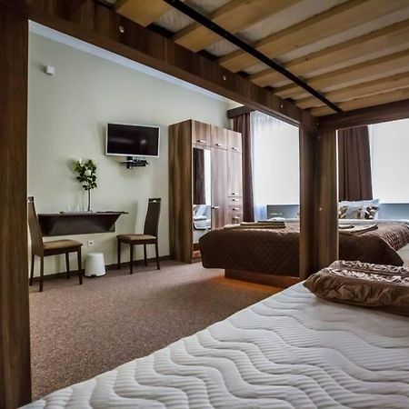 Luxury Air-Conditioned Family Apartment Spitalska Old Town Pozsony Kültér fotó