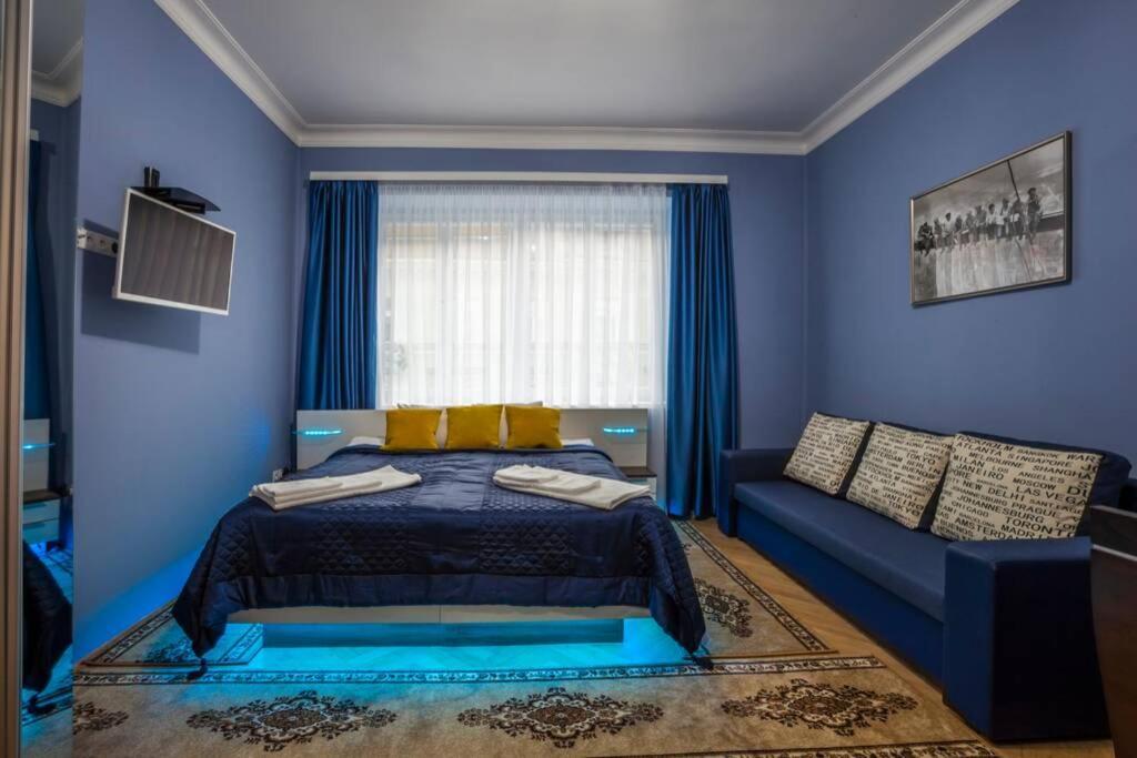Luxury Air-Conditioned Family Apartment Spitalska Old Town Pozsony Kültér fotó