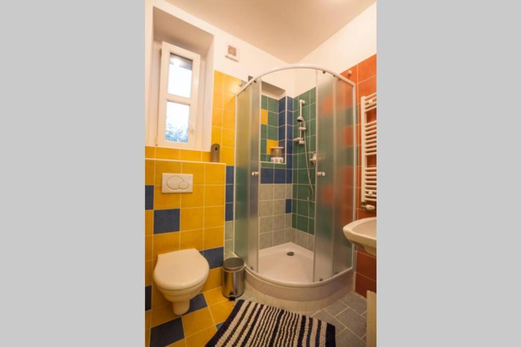 Luxury Air-Conditioned Family Apartment Spitalska Old Town Pozsony Kültér fotó