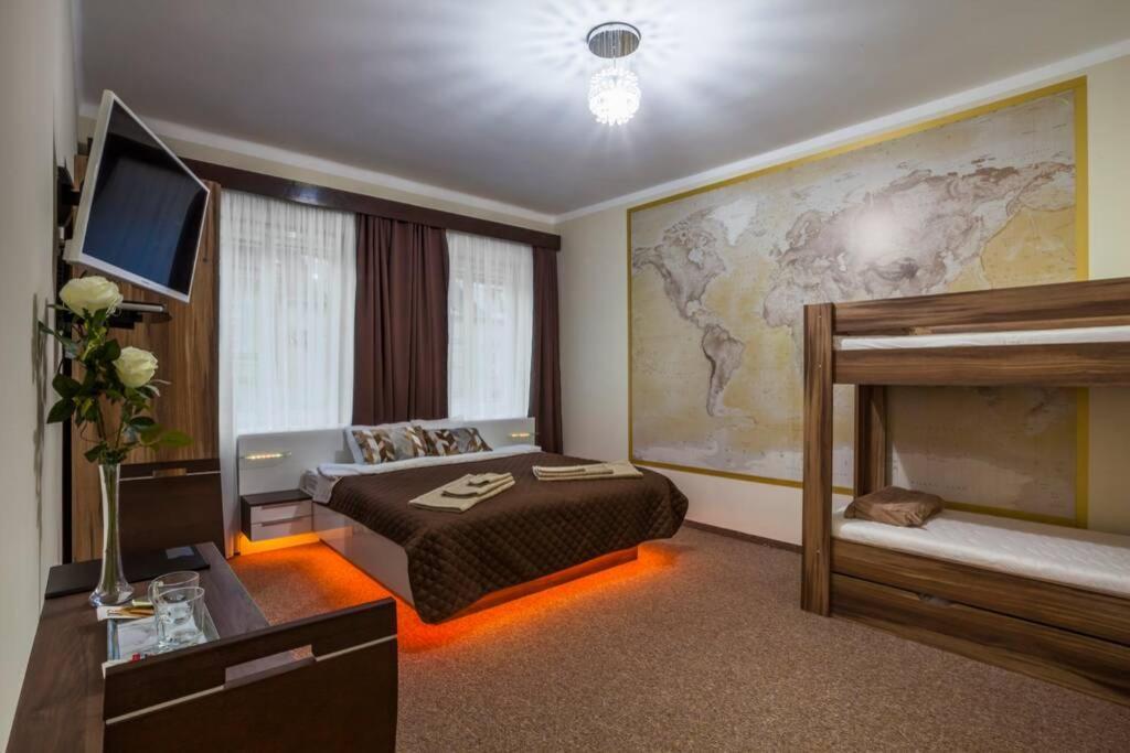 Luxury Air-Conditioned Family Apartment Spitalska Old Town Pozsony Kültér fotó